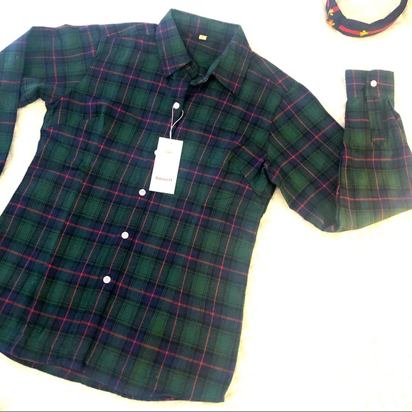 Tops - NWT Classic preppy Flannel button down shirt